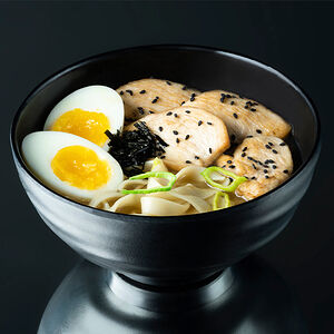 Ռամեն հավի մսով