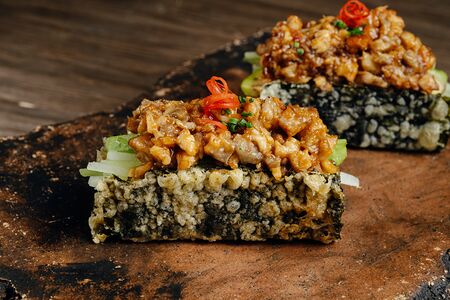 Темаки темпура Копченый угорь