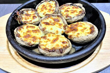 Грибы на кеци