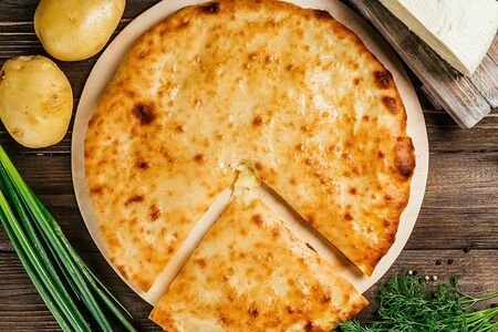 Осетинский пирог с картофелем и сыром картофджын