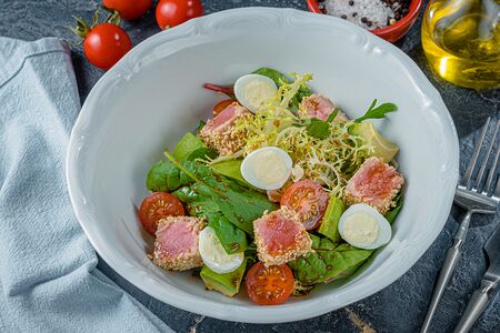 Салат с тунцом Ялта