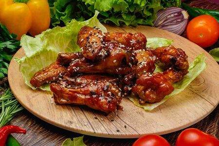 Куриные крылышки в соевом соусе