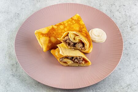 Блинчики с курицей и грибами