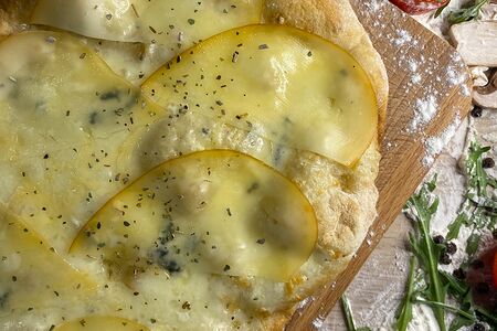 Пинса Четыре сыра