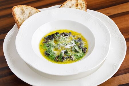 Улитки по-бургундски