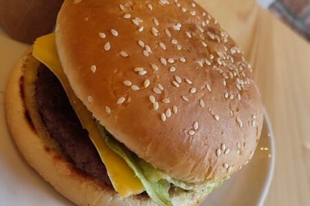 Бургер с говядиной Cheese