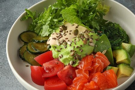 Поке с лососем