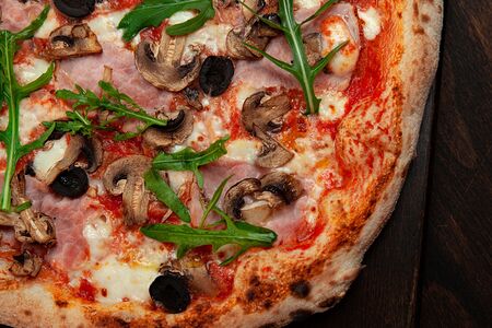 Ветчина и грибы