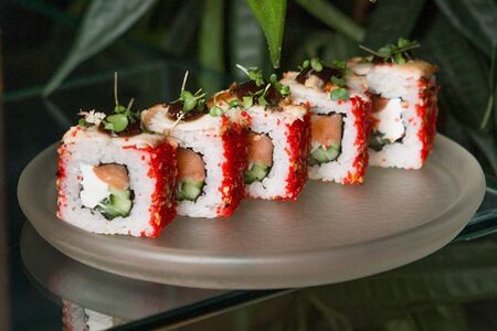 Red dragon с лососем