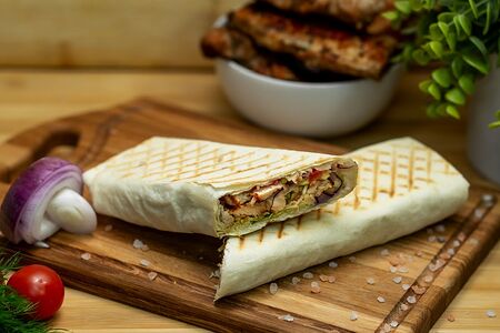 Шаурма большая со свининой