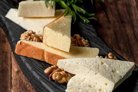 Грузинские сыры