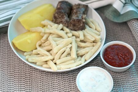 Хинкал чеченский Галныш с сушеной колбасой