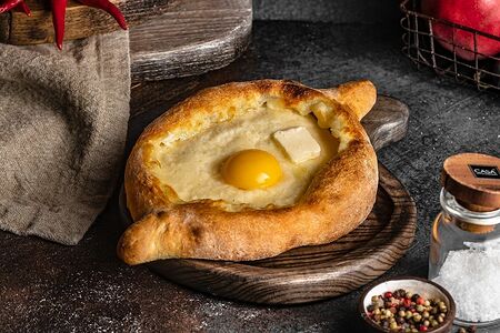 Хачапури по-аджарски