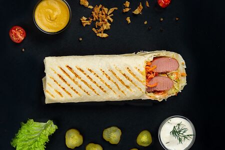 Хот-дог в лаваше