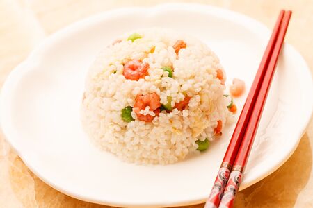 Рис с креветками и овощами