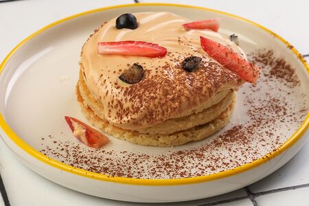 Панкейки с муссом из вареной сгущенки