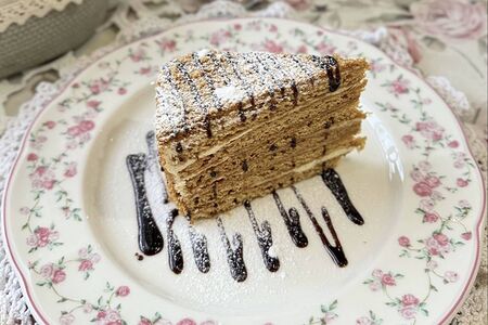 Пирожное Медовое