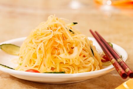 Салат из картофеля