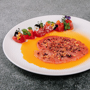 Карпаччо из тунца в азиатском стиле