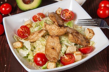 Цезарь с курицей