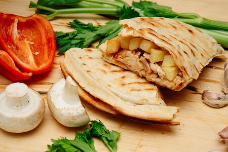 Пицца с курица картошкой