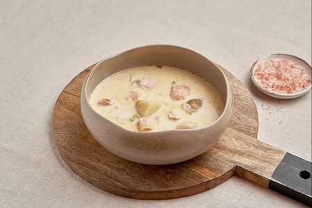 Северный суп с лососем