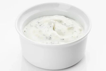 Фирменный сметанный чесночный соус