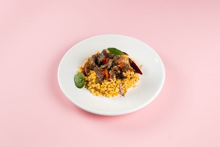 Говядина Блэк пеппер с птитимом