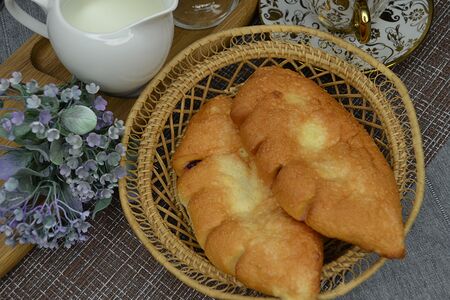 Булочка с черникой