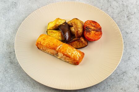 Стейк из лосося