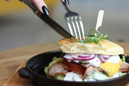 Панкейк бургер