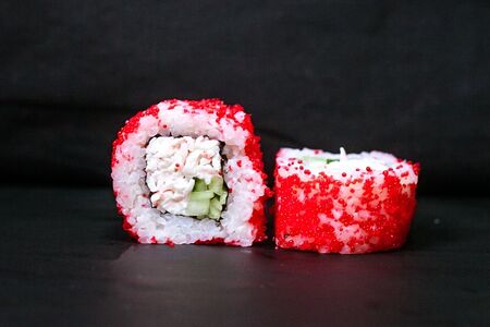 Ролл Калифорния с крабом