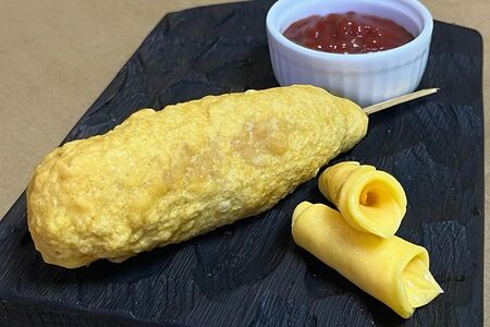 Корн-дог с сыром