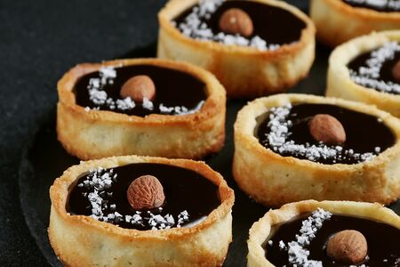 Корзинка Соленый шоколад