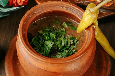 Лобио с гурийской капустой и мчади