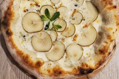 Груша и горгонзола