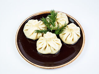 Хинкали со свининой и говядиной