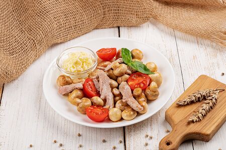 Кингшамп со свининой