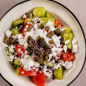 Հունական աղցան Դակոս