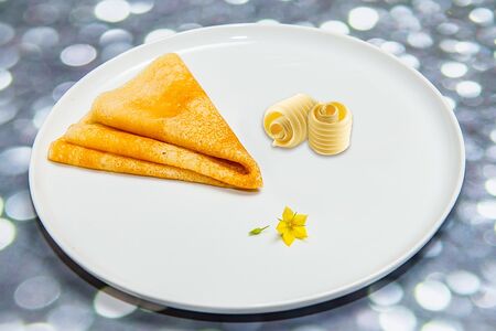 Блин с маслом