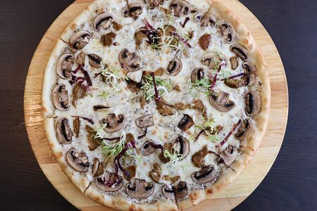 Пицца Грибная