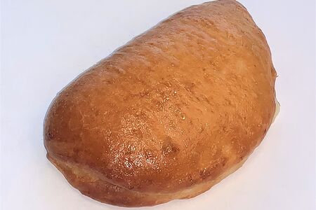 Пирожок с ветчиной