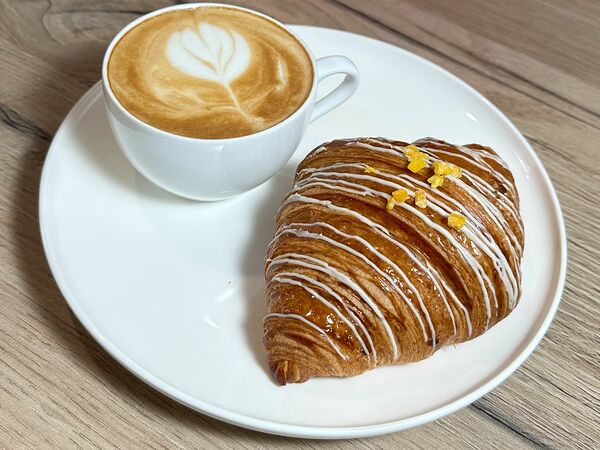 Кофе будешь?