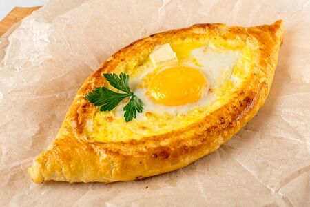 Хачапури по-аджарски