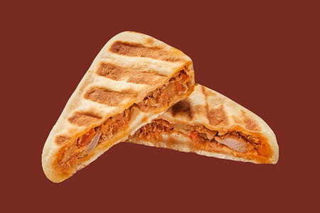 Грилата с курицей и овощами