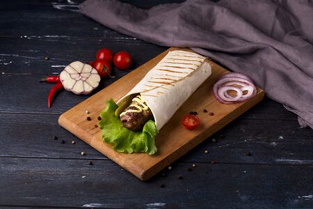 Фреш-ролл с телятиной