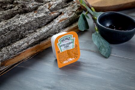 Соус Heinz кисло-сладкий