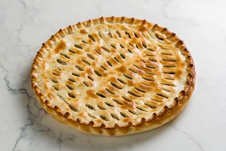 Пирог с семгой и сыром