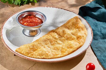 Чебурек с сыром