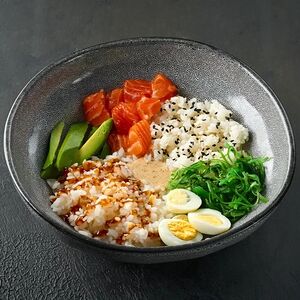 Поке с лососем